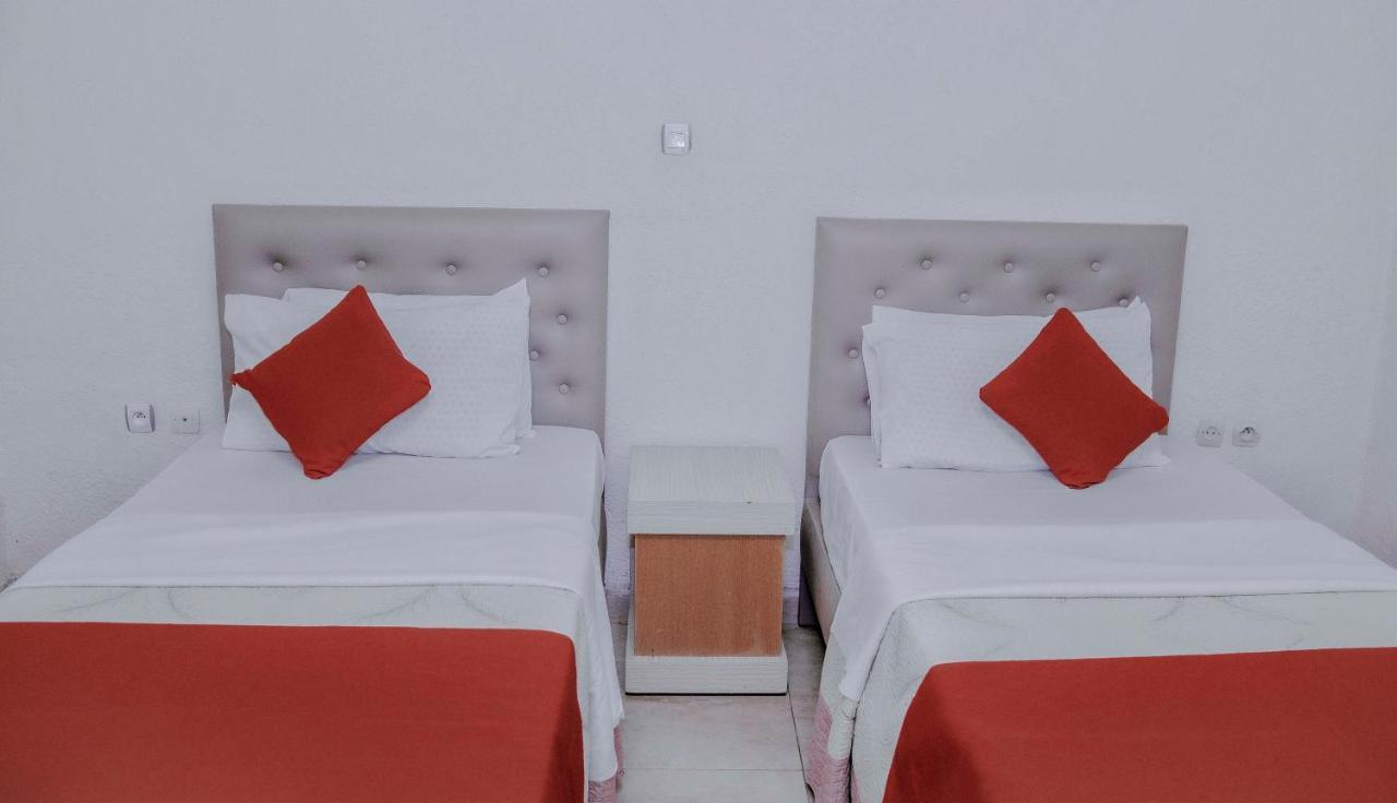 Martin Aviator Hotel Kigali Exterior photo