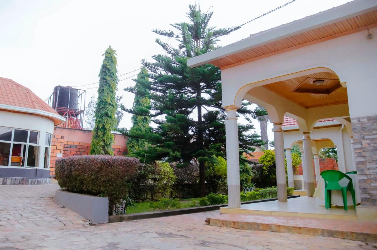 Martin Aviator Hotel Kigali Exterior photo