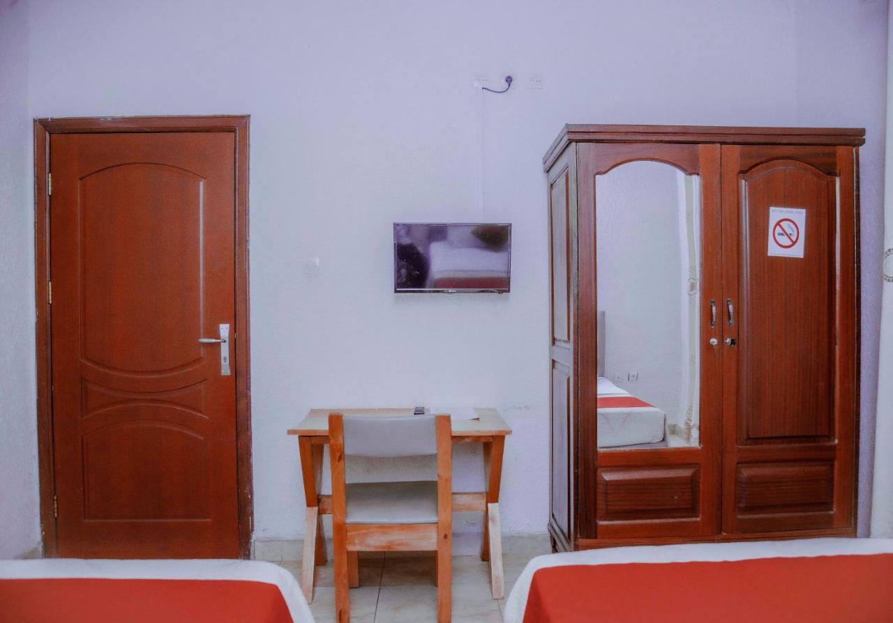 Martin Aviator Hotel Kigali Exterior photo