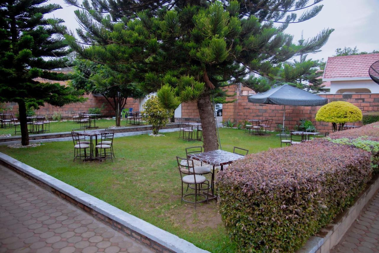 Martin Aviator Hotel Kigali Exterior photo