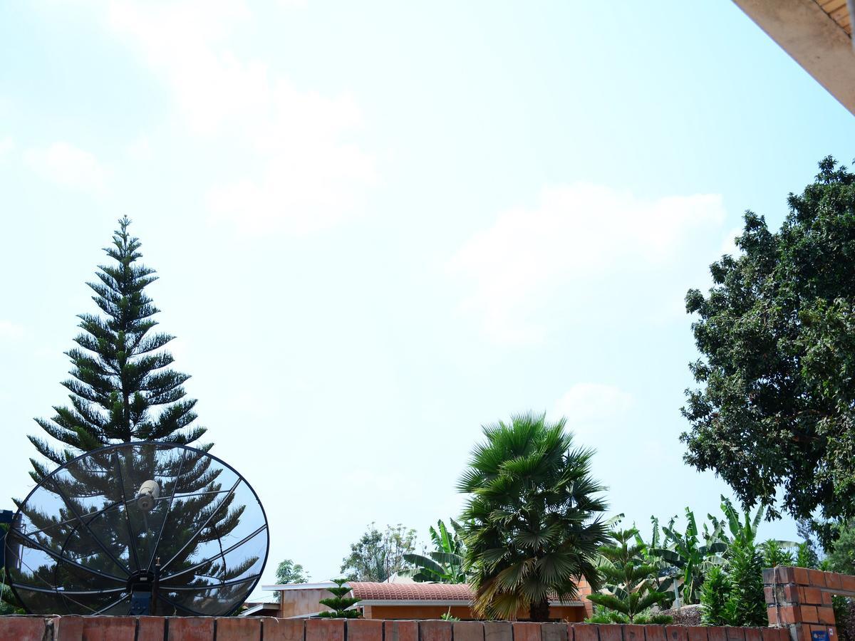 Martin Aviator Hotel Kigali Exterior photo