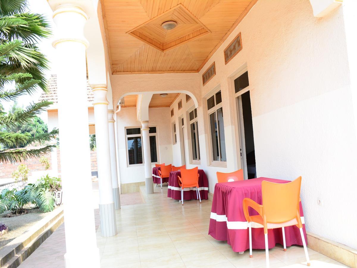 Martin Aviator Hotel Kigali Exterior photo