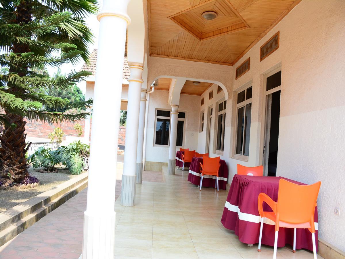 Martin Aviator Hotel Kigali Exterior photo