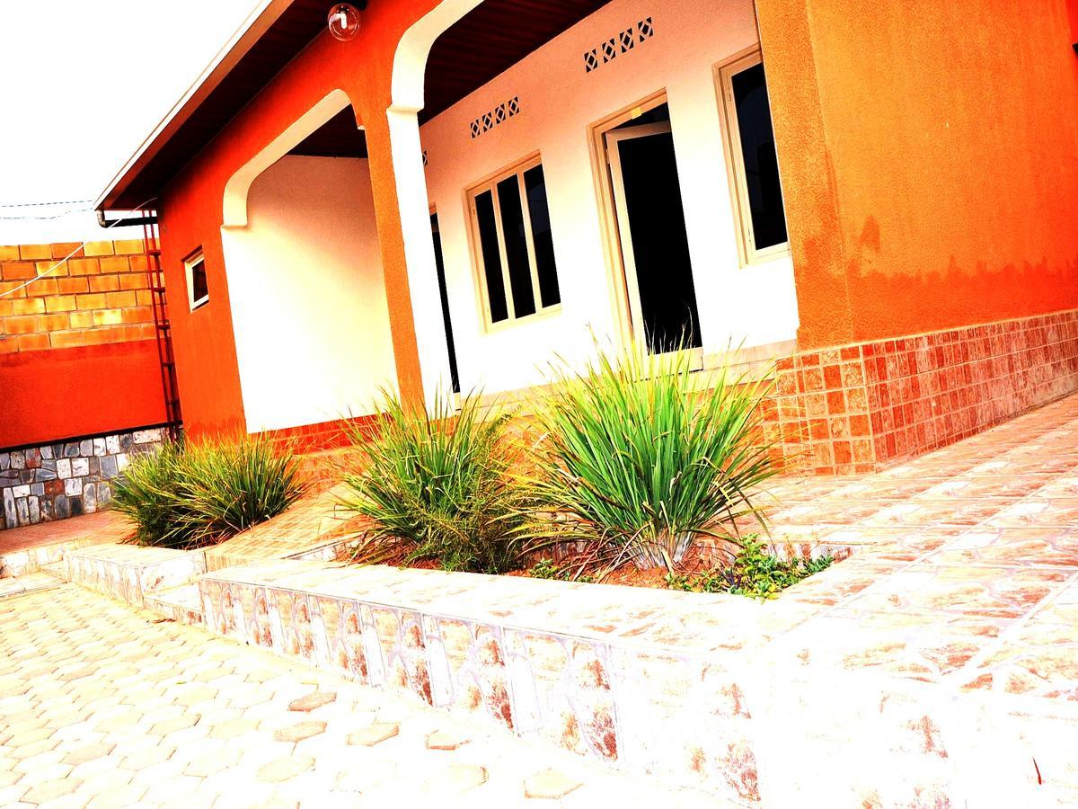 Martin Aviator Hotel Kigali Exterior photo